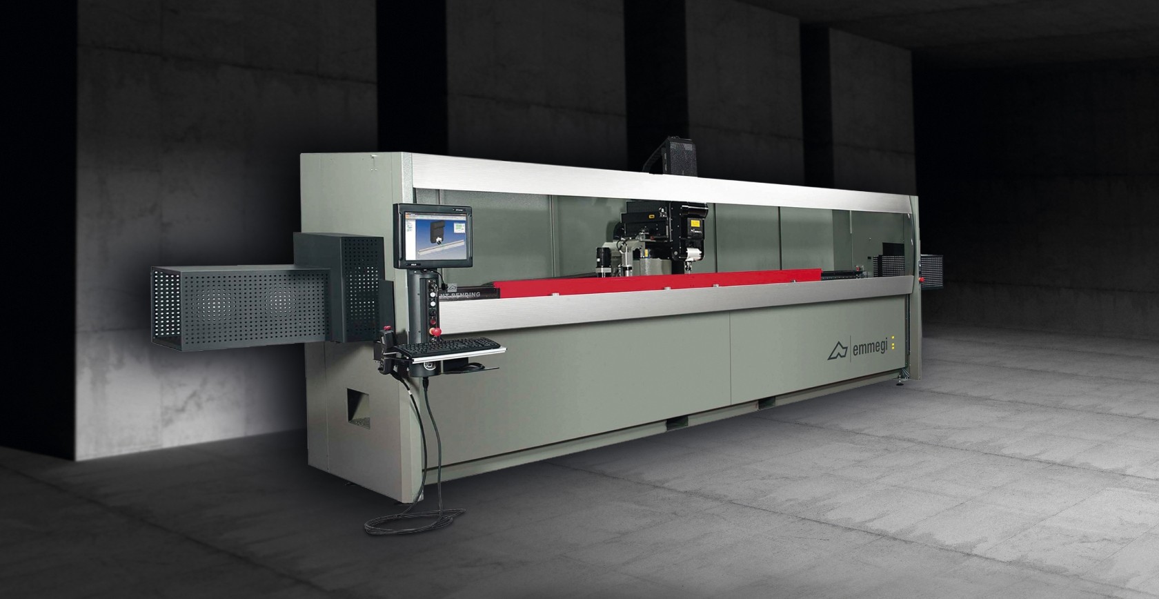Emmegi Phantomatic X4 CNC machining center